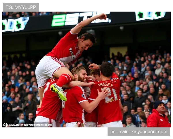 伊蒂哈德球场出现短暂停电，曼城对阵布伦特福德比赛暂停十分钟